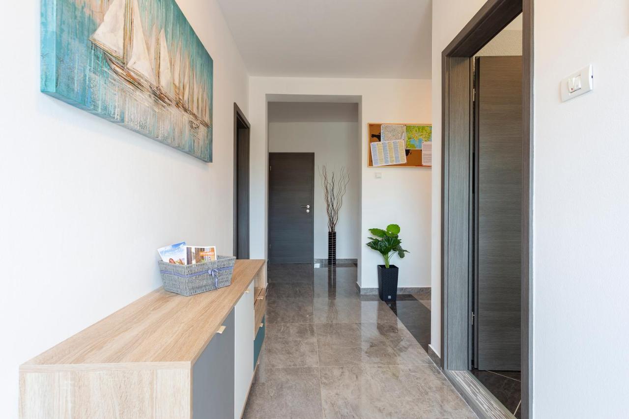 Apartmani Karoca 3 Pula Exterior foto