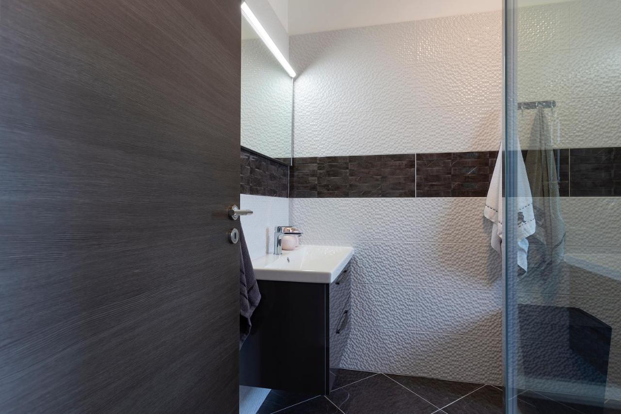 Apartmani Karoca 3 Pula Exterior foto
